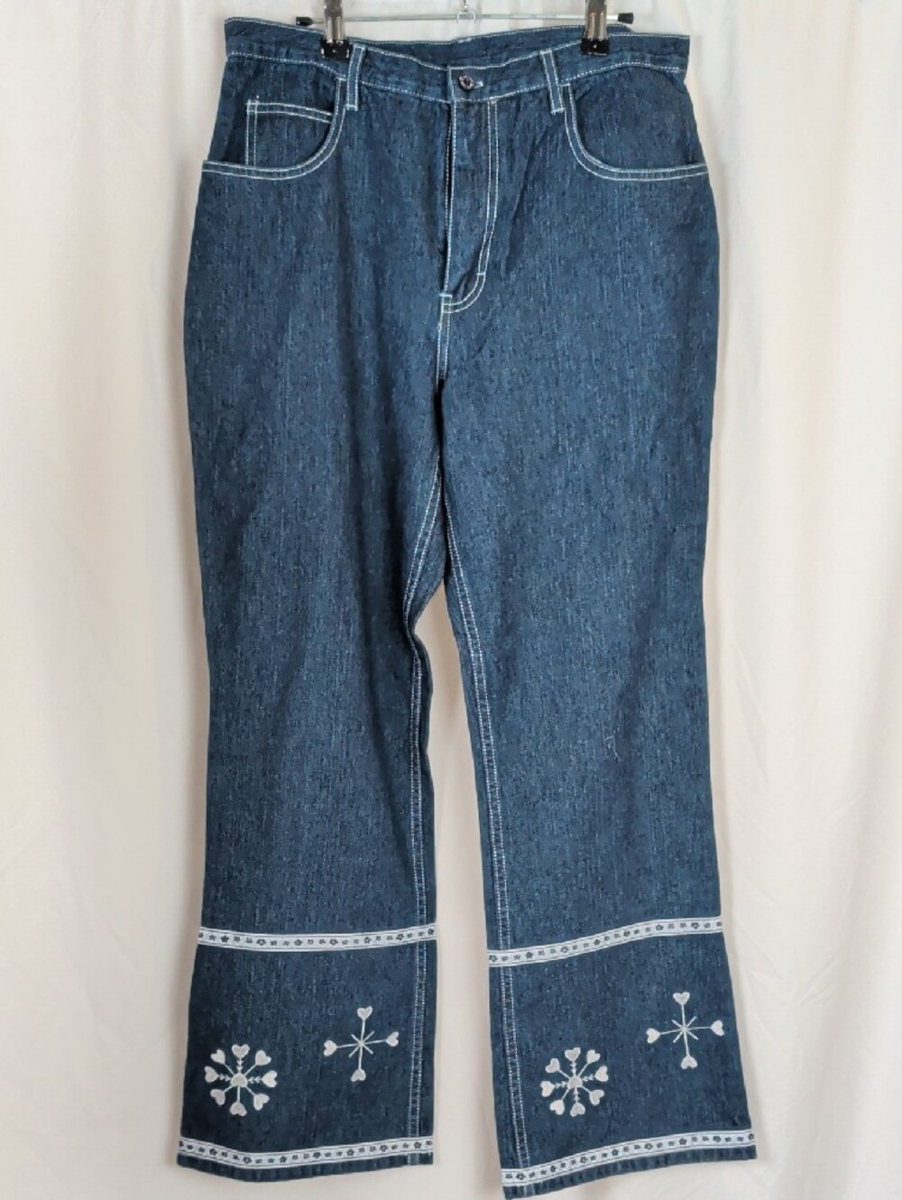 NWOT David Brandon Vintage High Rise Embroidered Heart Jeans 31